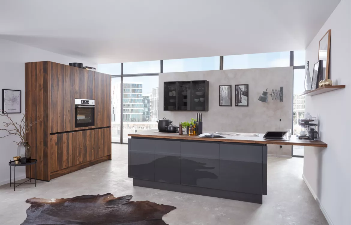 Kontraststark kombinierte WERT-KÜCHE