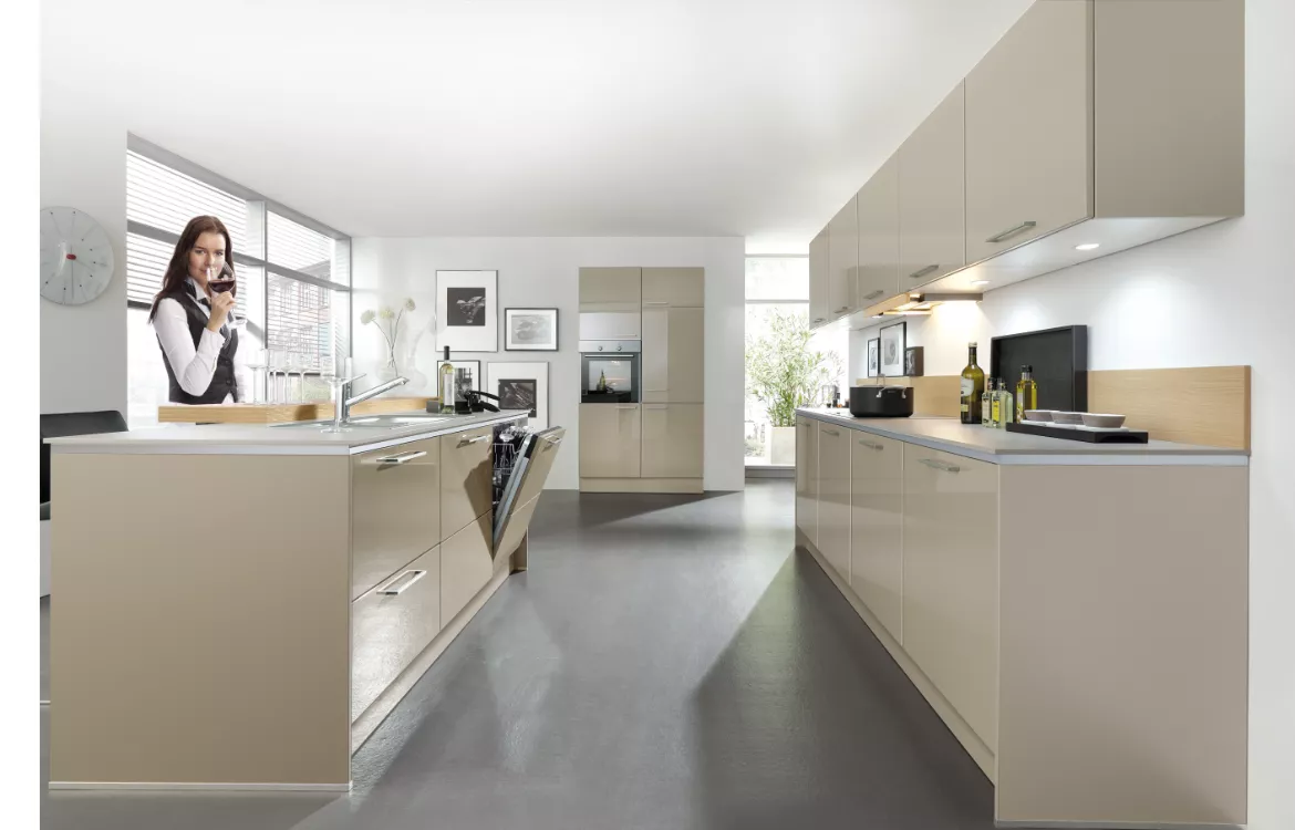 Puristische Einbauküche für Design-Fans