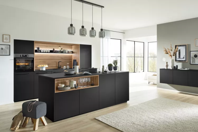 Interliving-Küche schwarz softmatt
